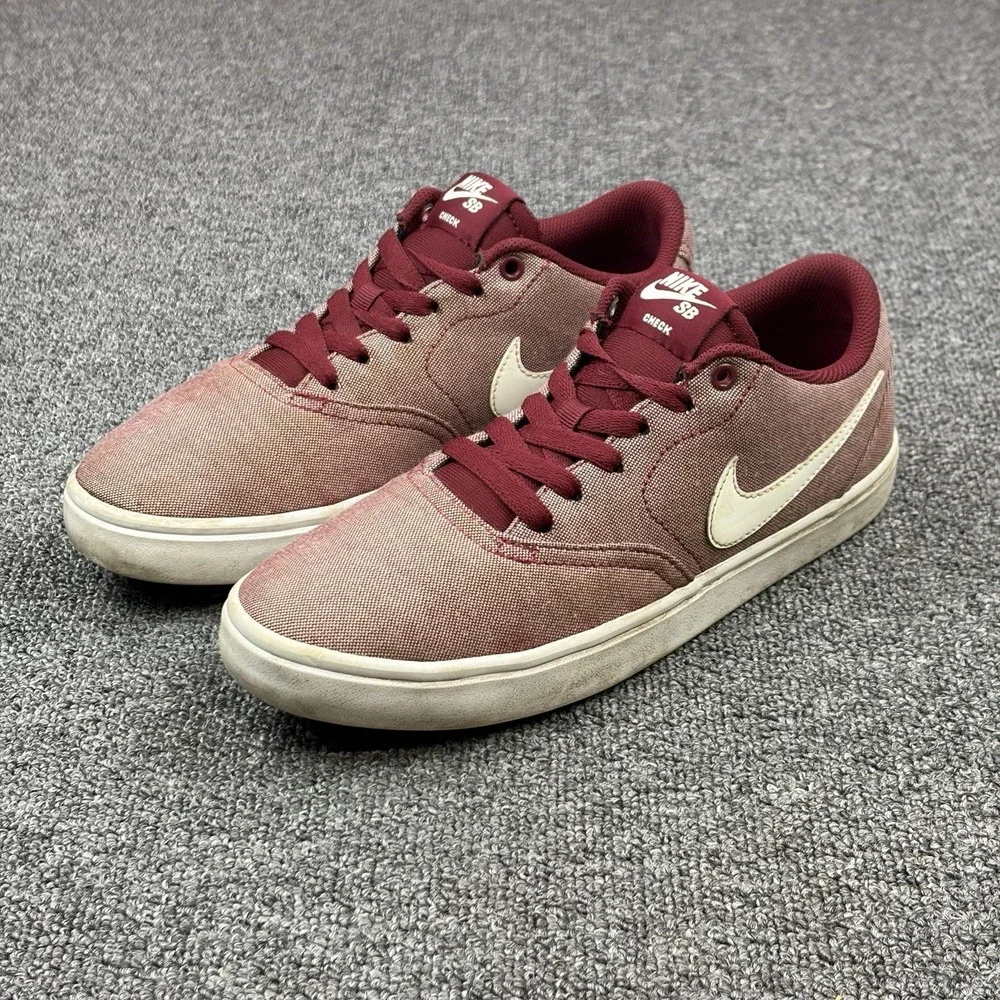 Nike SB Check Solarsoft Red Canvas 921464-611 Unisex Sneaker Shoes Women Sz 8.5